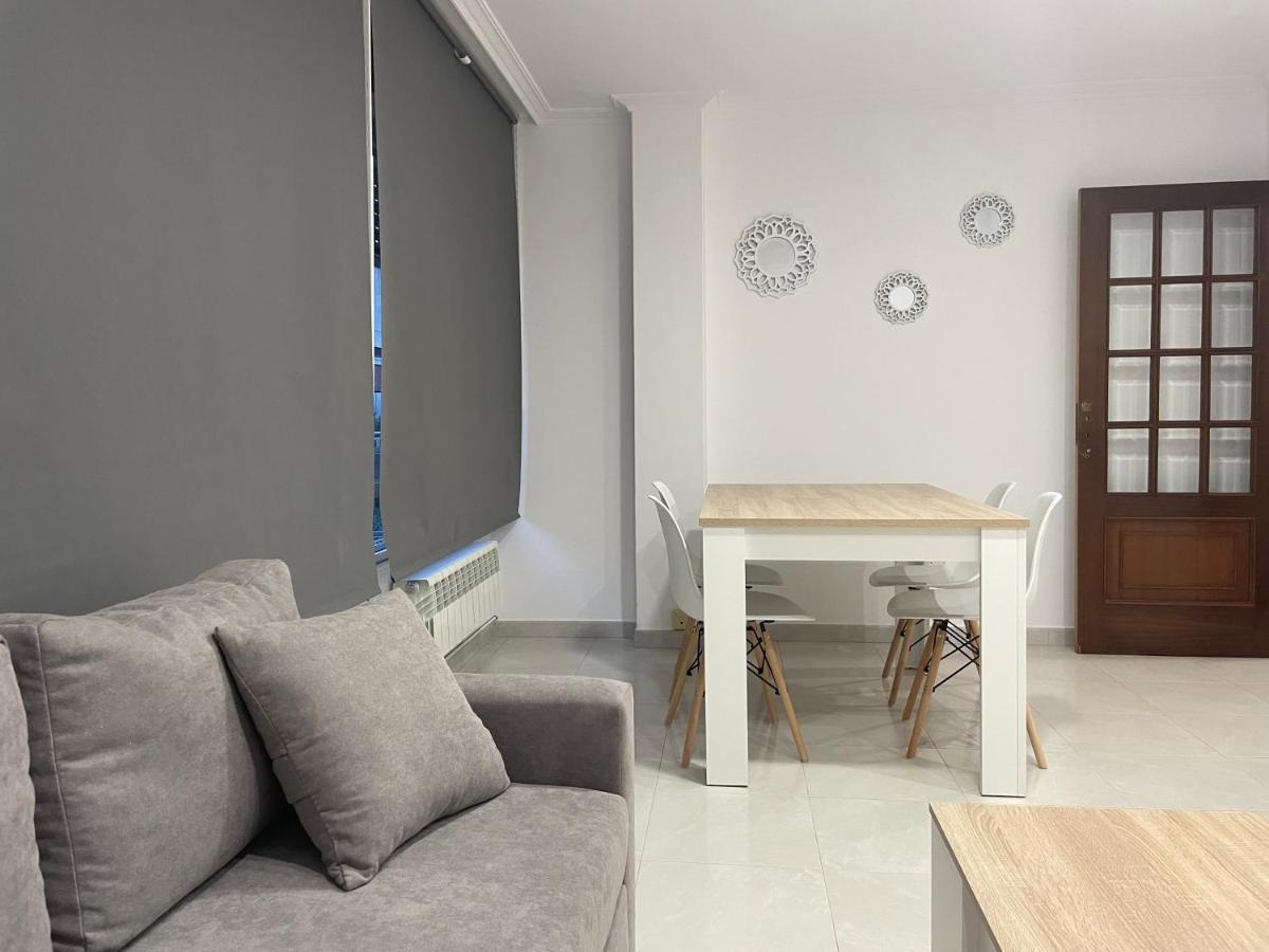 Apartamentos Demar Luis Casais O Grove Exteriér fotografie