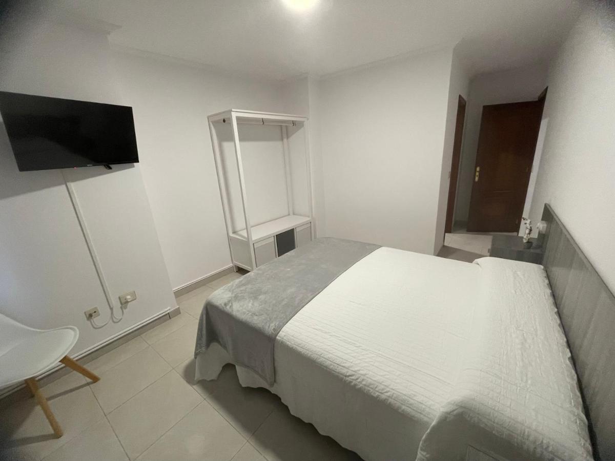 Apartamentos Demar Luis Casais O Grove Exteriér fotografie