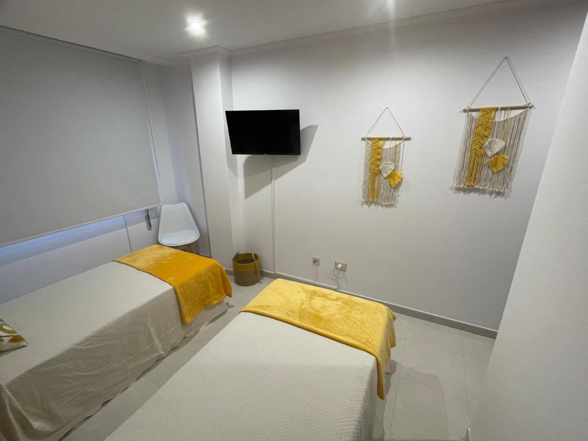 Apartamentos Demar Luis Casais O Grove Exteriér fotografie