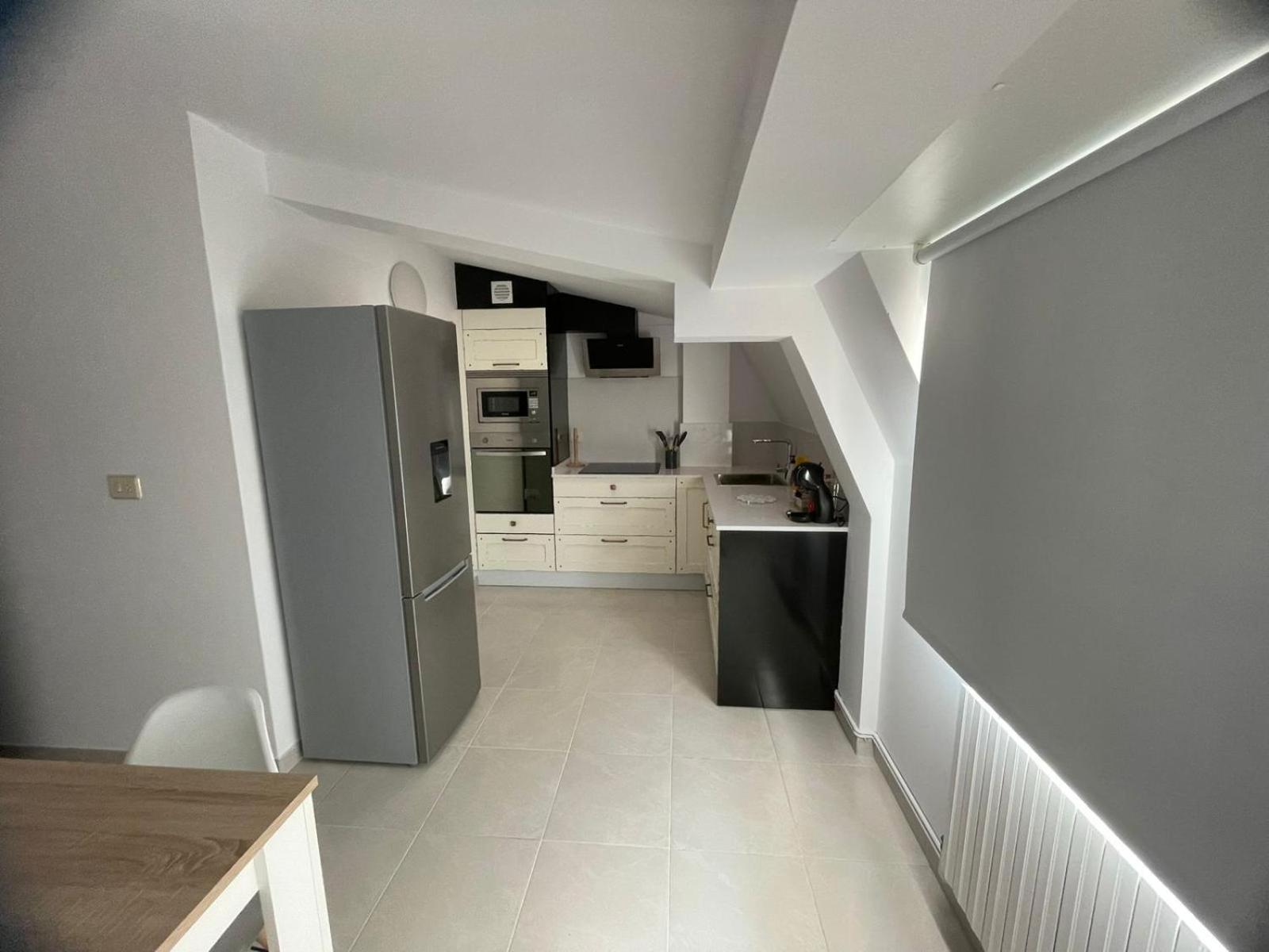 Apartamentos Demar Luis Casais O Grove Pokoj fotografie